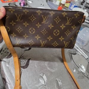 Louis Vuitton Crossbody Bag